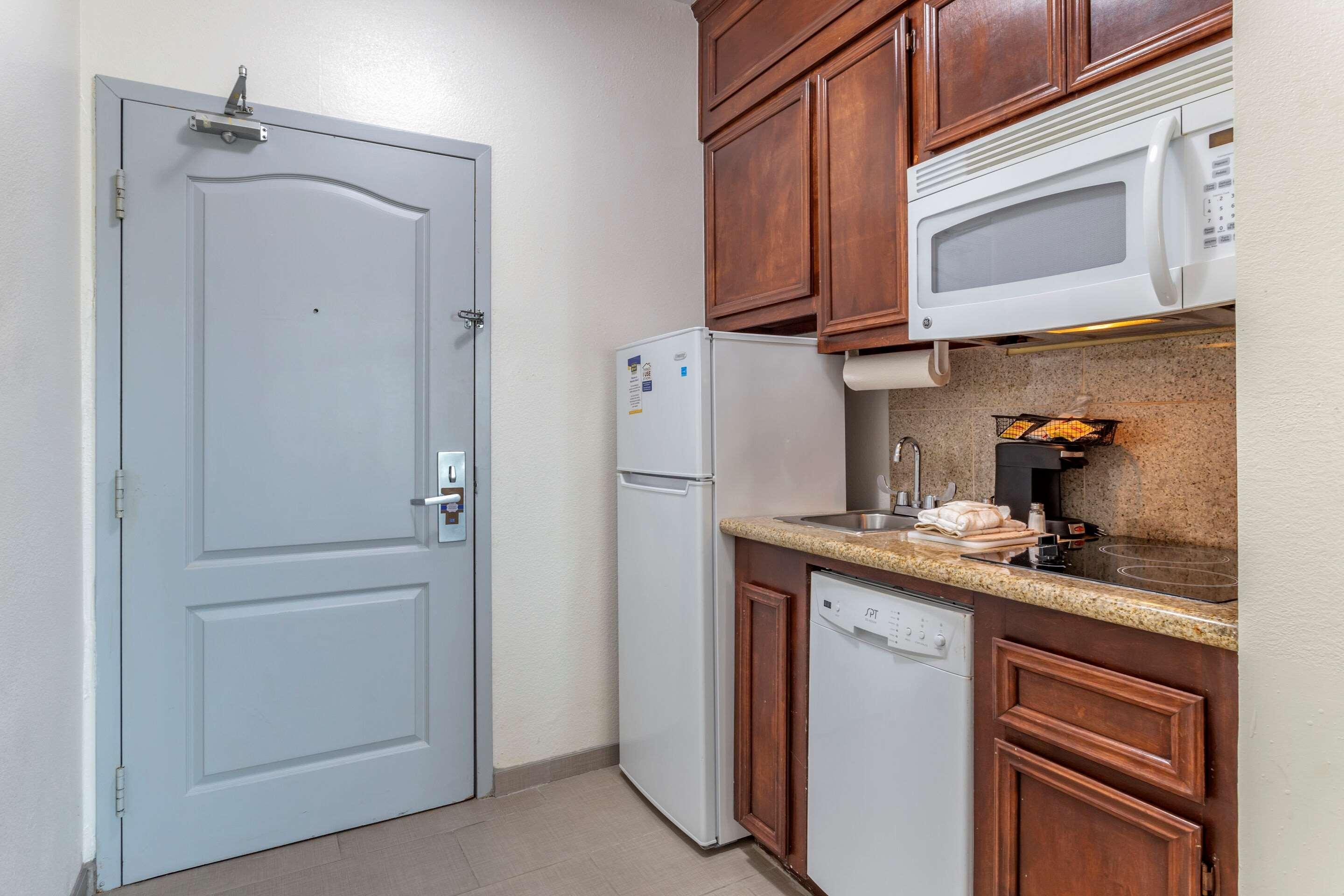 Mainstay Suites Port Arthur - Beaumont South Buitenkant foto