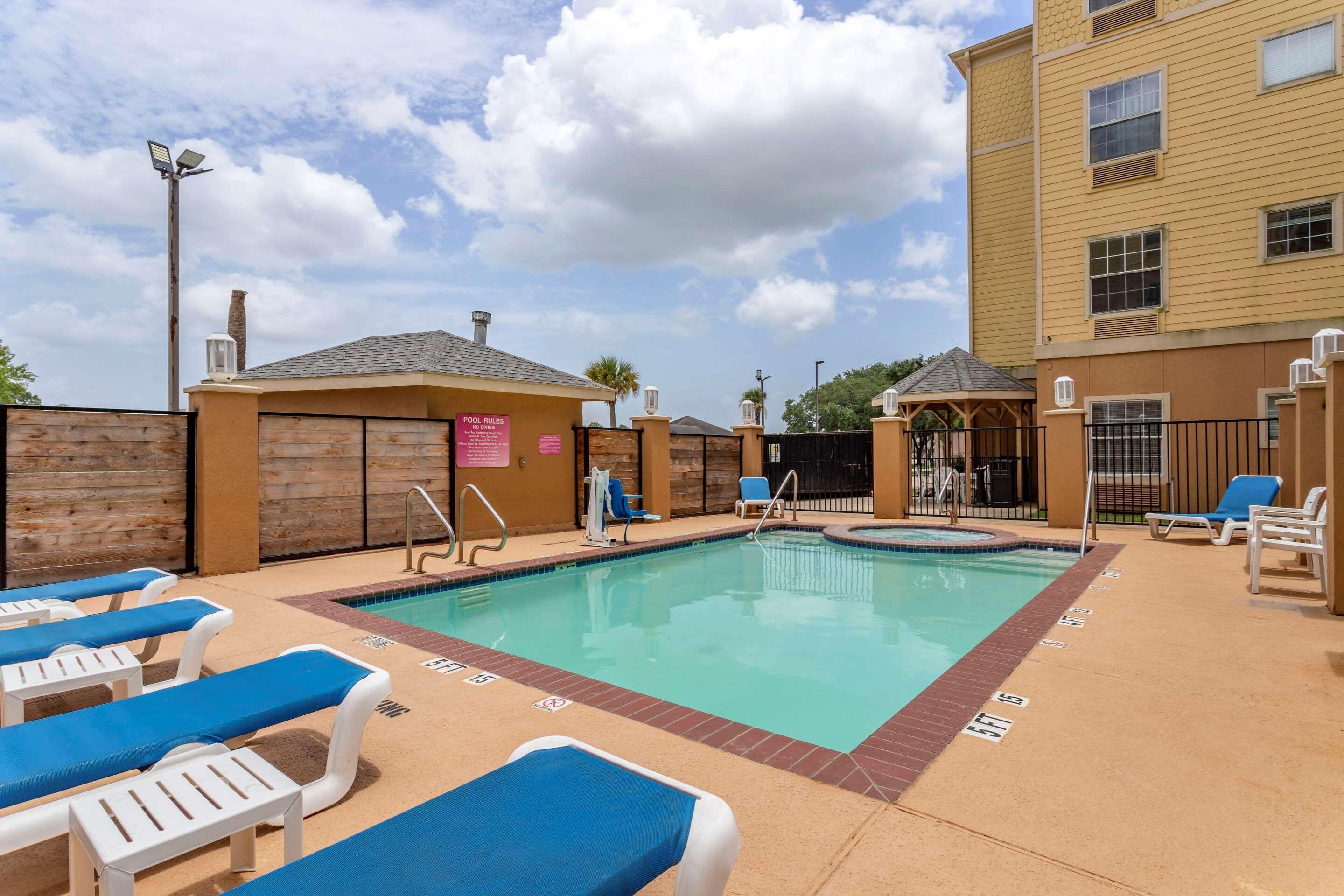 Mainstay Suites Port Arthur - Beaumont South Buitenkant foto